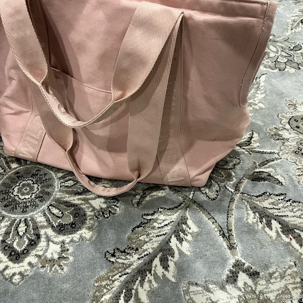 Wild One Pet Tote / Carrier - Picture 4 of 5